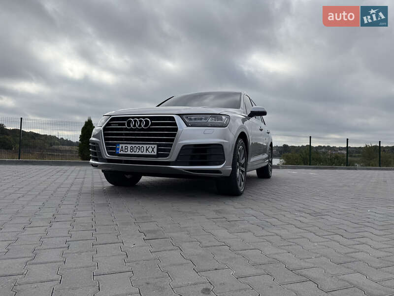 Внедорожник / Кроссовер Audi Q7 2017 в Виннице