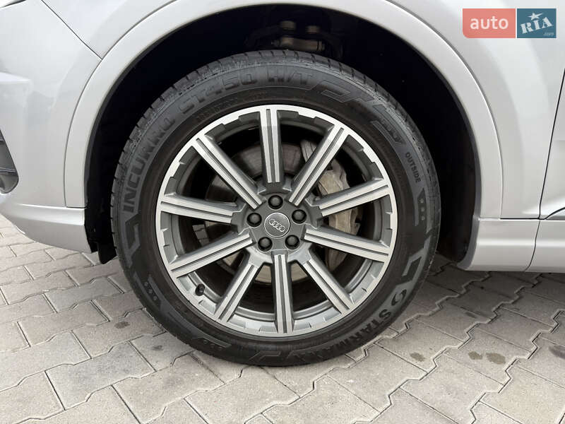 Внедорожник / Кроссовер Audi Q7 2017 в Виннице