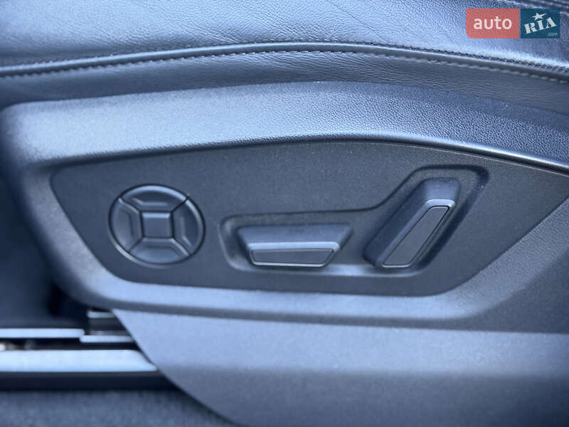 Позашляховик / Кросовер Audi Q7 2019 в Києві