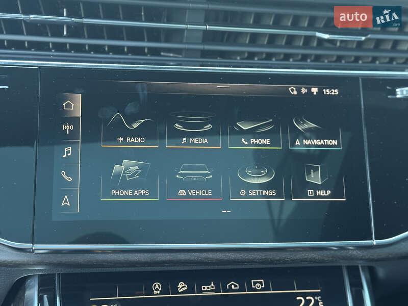 Позашляховик / Кросовер Audi Q7 2019 в Києві