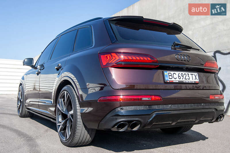 Позашляховик / Кросовер Audi Q7 2021 в Львові