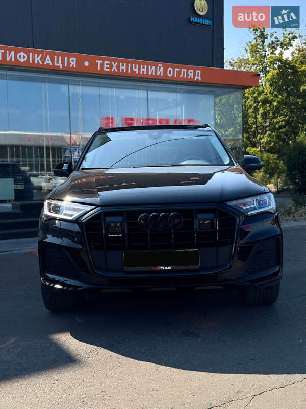 Позашляховик / Кросовер Audi Q7 2022 в Одесі фото 7 Позашляховик / Кросовер Audi Q7 2022 в Одесі