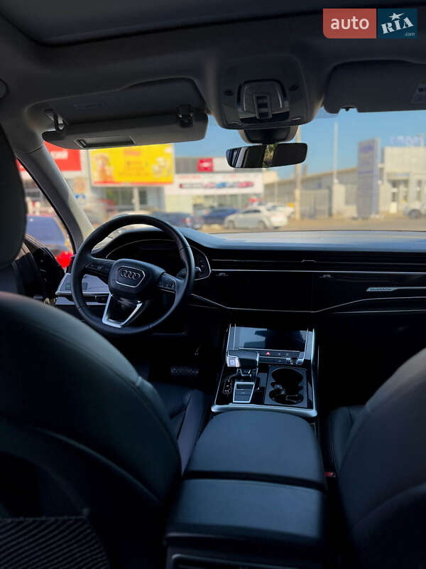 Позашляховик / Кросовер Audi Q7 2022 в Одесі фото 16 Позашляховик / Кросовер Audi Q7 2022 в Одесі