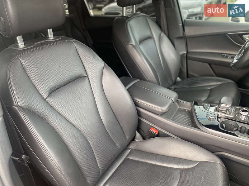 Внедорожник / Кроссовер Audi Q7 2018 в Луцке