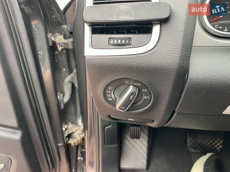 Внедорожник / Кроссовер Audi Q7 2015 в Ровно
