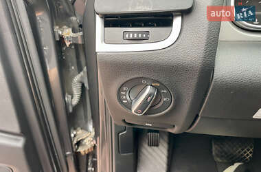 Позашляховик / Кросовер Audi Q7 2015 в 
