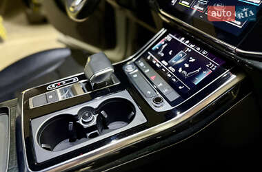 Позашляховик / Кросовер Audi Q7 2019 в 