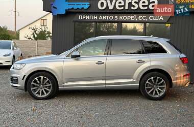 Позашляховик / Кросовер Audi Q7 2017 в 