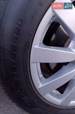Позашляховик / Кросовер Audi Q7 2013 в 