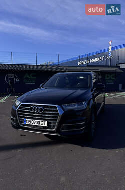 Позашляховик / Кросовер Audi Q7 2017 в Чернігові