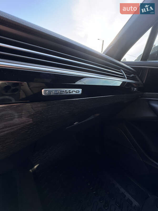 Внедорожник / Кроссовер Audi Q7 2017 в Чернигове