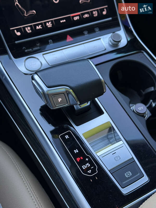 Позашляховик / Кросовер Audi Q7 2020 в Одесі