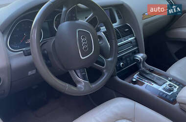 Внедорожник / Кроссовер Audi Q7 2013 в 