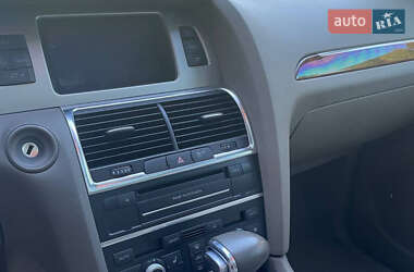 Внедорожник / Кроссовер Audi Q7 2013 в 