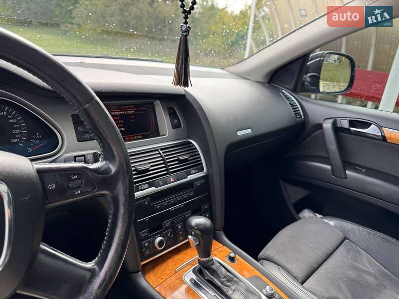 Внедорожник / Кроссовер Audi Q7 2007 в Полтаве