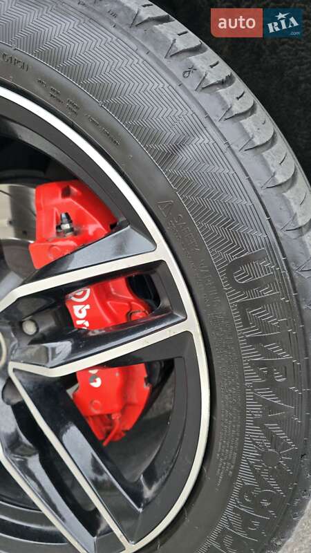 Внедорожник / Кроссовер Audi Q7 2013 в Киеве