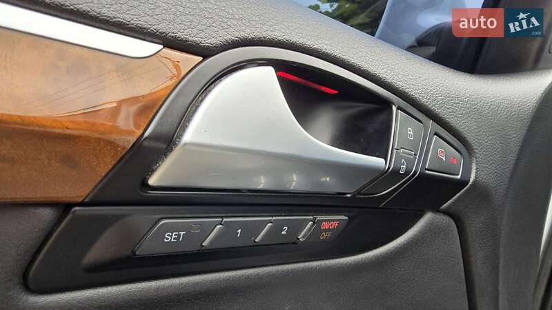 Внедорожник / Кроссовер Audi Q7 2013 в Киеве