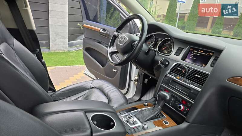 Внедорожник / Кроссовер Audi Q7 2013 в Киеве