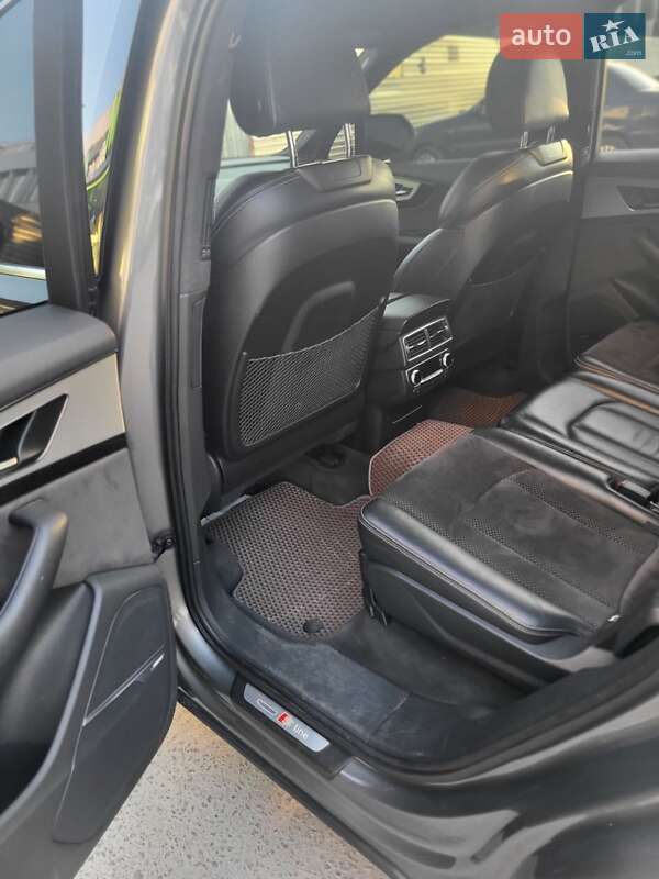 Позашляховик / Кросовер Audi Q7 2015 в Тернополі