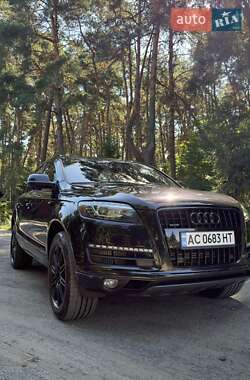 Внедорожник / Кроссовер Audi Q7 2012 в Луцке
