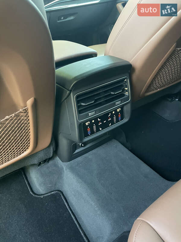 Позашляховик / Кросовер Audi Q7 2021 в Житомирі