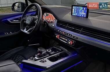 Внедорожник / Кроссовер Audi Q7 2019 в 