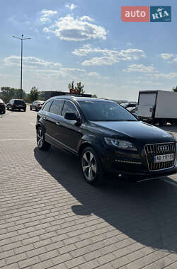 Внедорожник / Кроссовер Audi Q7 2012 в 
