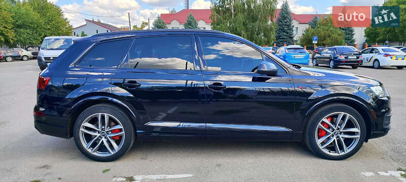 Позашляховик / Кросовер Audi Q7 2016 в Кропивницькому