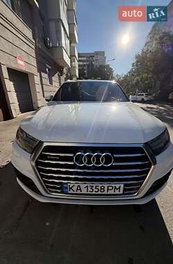 Audi Q7 2016