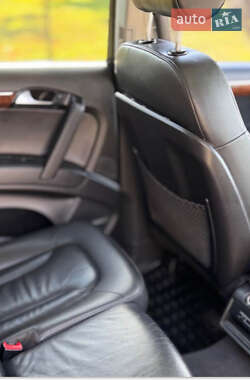 Audi Q7 2011