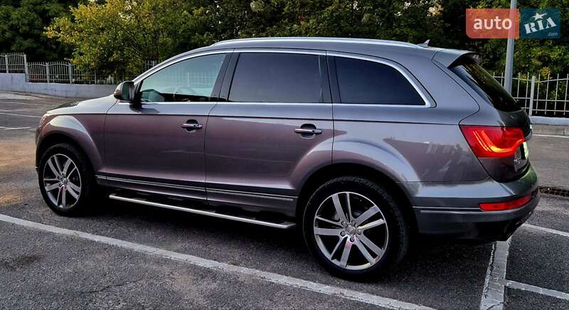 Внедорожник / Кроссовер Audi Q7 2010 в Одессе