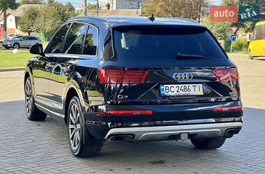 Внедорожник / Кроссовер Audi Q7 2018 в 