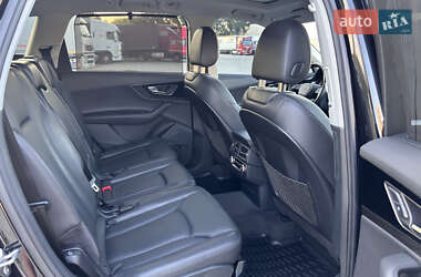 Позашляховик / Кросовер Audi Q7 2017 в 