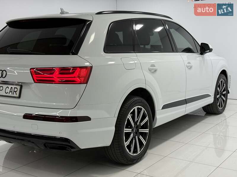 Позашляховик / Кросовер Audi Q7 2018 в Одесі