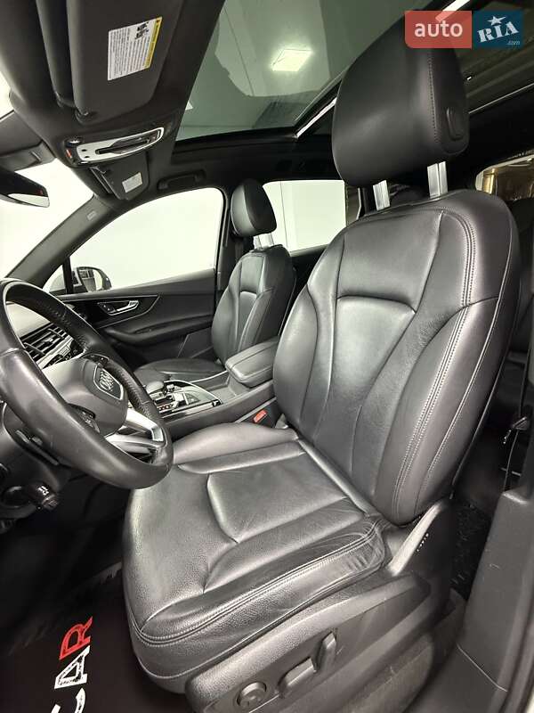 Позашляховик / Кросовер Audi Q7 2018 в Одесі