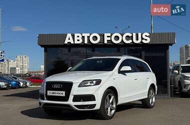 Позашляховик / Кросовер Audi Q7 2013 в 