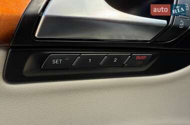 Позашляховик / Кросовер Audi Q7 2013 в 