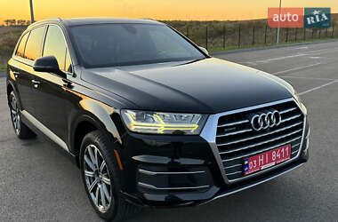 Позашляховик / Кросовер Audi Q7 2016 в 