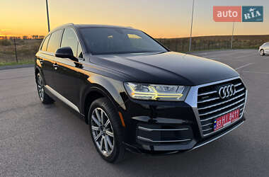 Позашляховик / Кросовер Audi Q7 2016 в 