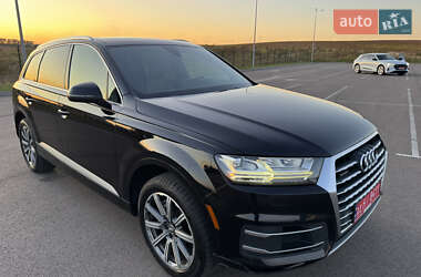 Позашляховик / Кросовер Audi Q7 2016 в 