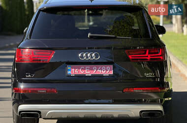 Позашляховик / Кросовер Audi Q7 2017 в 