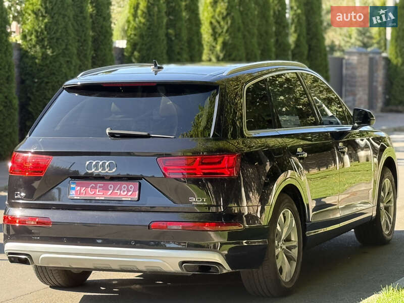 Внедорожник / Кроссовер Audi Q7 2017 в Киеве