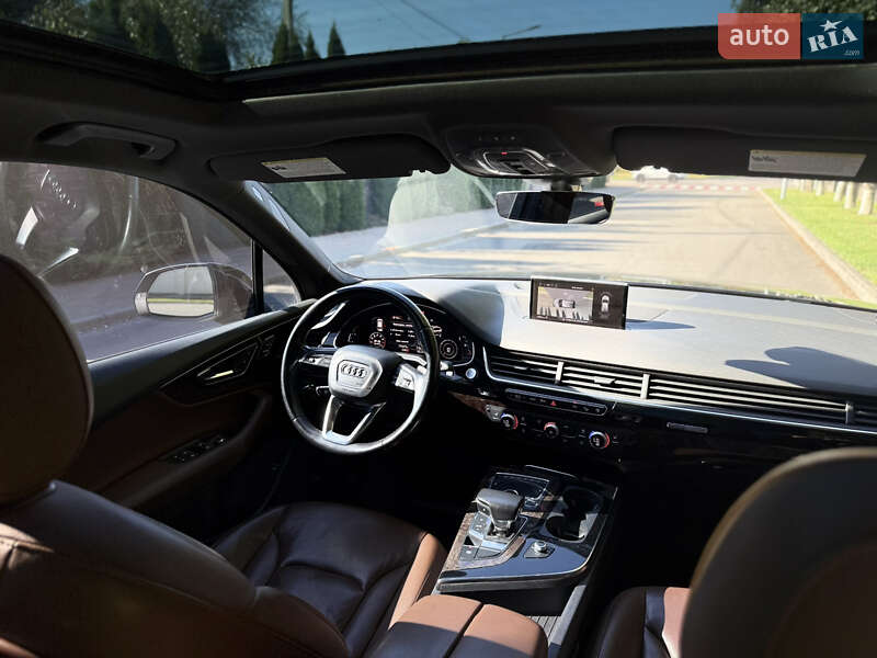 Внедорожник / Кроссовер Audi Q7 2017 в Киеве