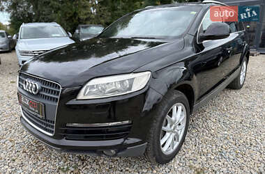 Внедорожник / Кроссовер Audi Q7 2006 в 