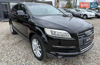 Внедорожник / Кроссовер Audi Q7 2006 в 