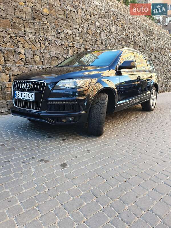 Позашляховик / Кросовер Audi Q7 2010 в Вінниці