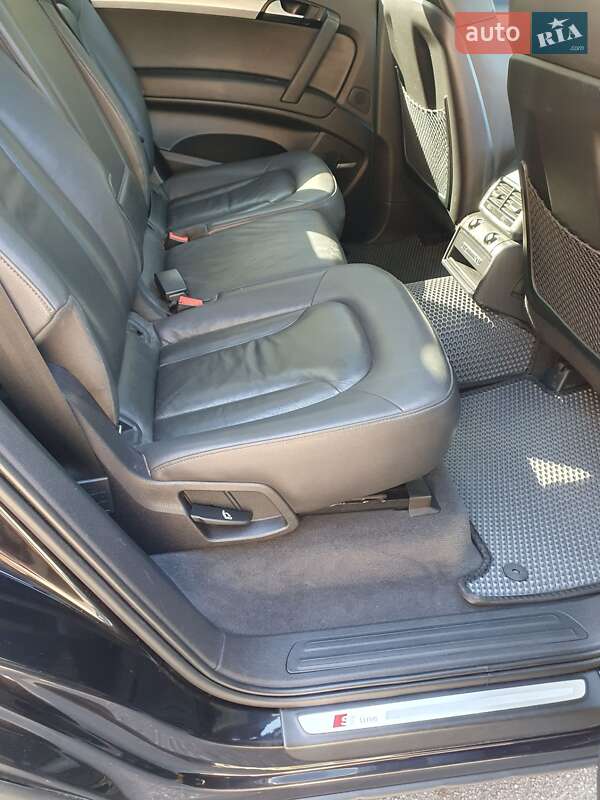 Позашляховик / Кросовер Audi Q7 2010 в Вінниці