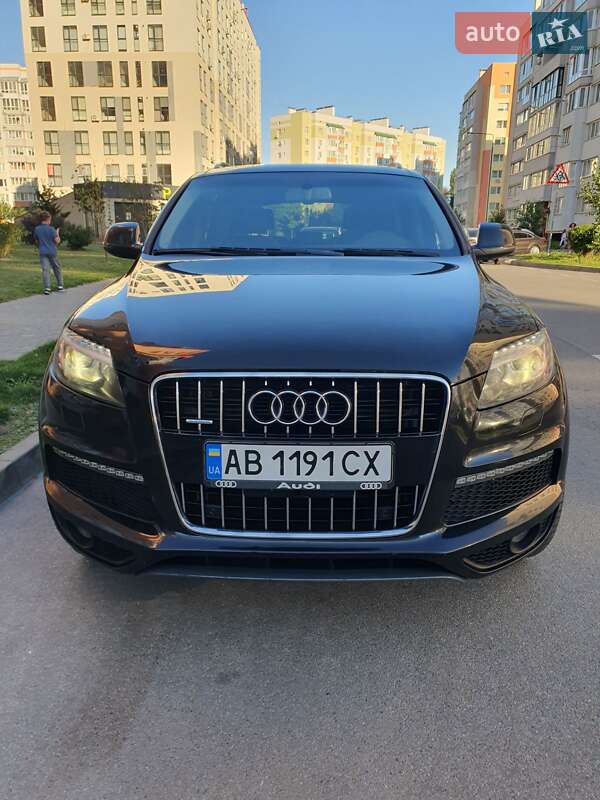 Позашляховик / Кросовер Audi Q7 2010 в Вінниці