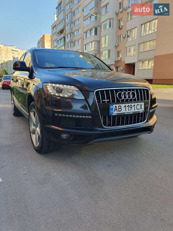 Позашляховик / Кросовер Audi Q7 2010 в Вінниці