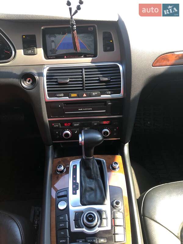 Внедорожник / Кроссовер Audi Q7 2015 в Ровно фото 6 Внедорожник / Кроссовер Audi Q7 2015 в Ровно